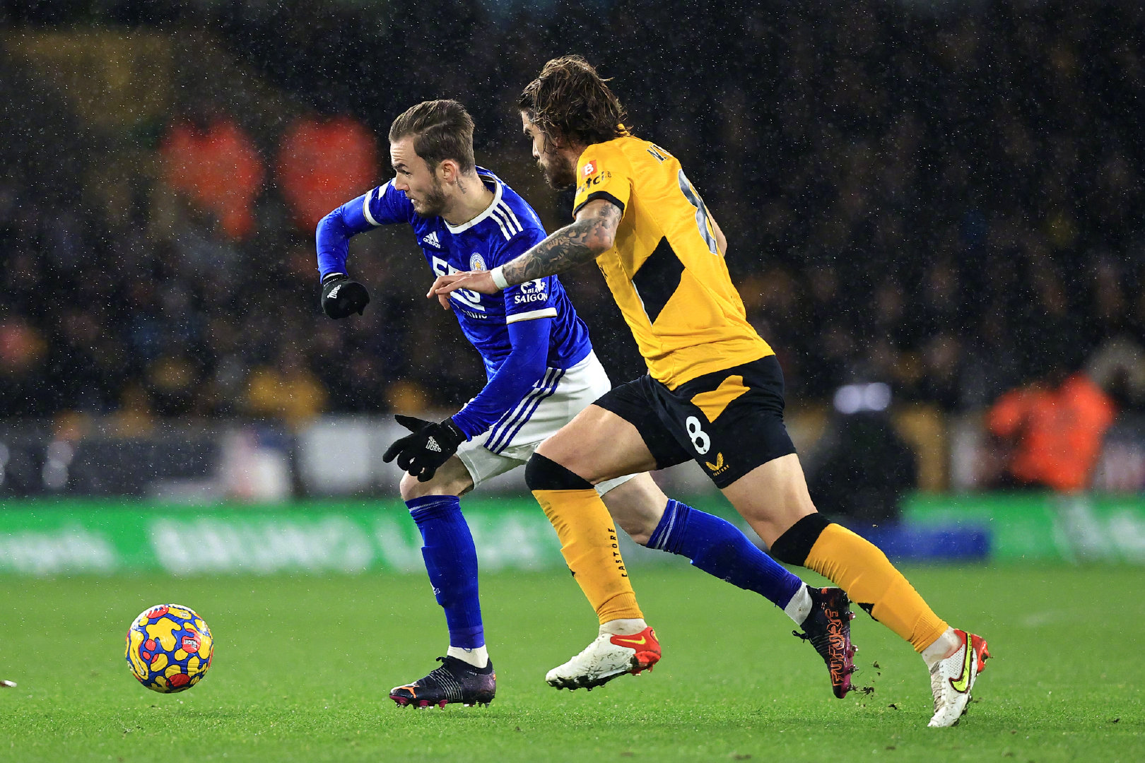 转会背后的 转会背后的