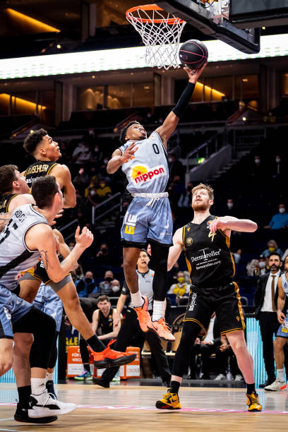 他的思维更 他的思维更